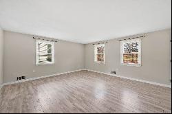 485 Dowd Avenue #485, Canton CT 06019