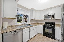 485 Dowd Avenue #485, Canton CT 06019