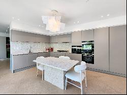 26 La Croix, Avenue La Croix, Fresnaye, Cape Town, 8005