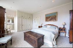 Baskerville Road, London, SW18 3RW