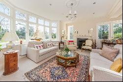 Cavendish Road, St George's Hill, Weybridge, Surrey, KT13 0JR