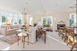 Cavendish Road, St George's Hill, Weybridge, Surrey, KT13 0JR