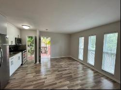 6330 SW 79th St Unit 13, South Miami FL 33143