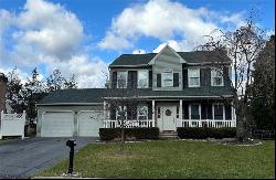 173 Kingsbury Court, Upper Nazareth Twp PA 18064