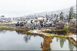 Exquisite Lakeside Townhouse