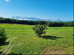 The countryside in Lausanne. Beautiful two-family house