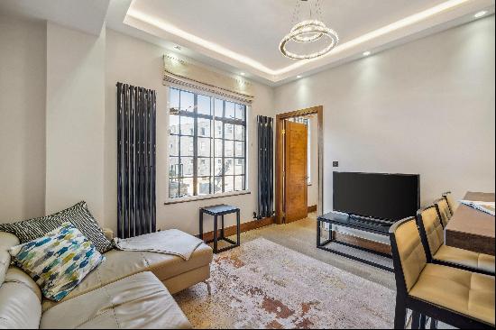 A smart and modern 2 bedroom flat available to rent in Marylebone W1.