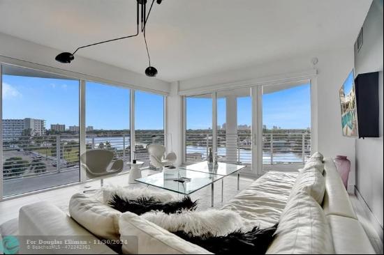 Step into coastal luxury with this modern 3 Bed, 2.5 bath condo. Nestled Just 3 blocks fro