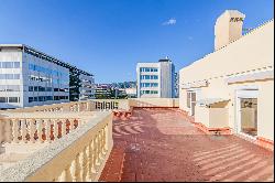 Exclusive penthouse with 200m2 of terraces in Les Corts-Pedralbes