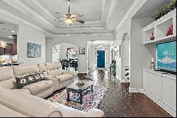 Spacious Cul-De-Sac Home With Two-Car Garage In Gated Community Near Beach 