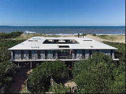 Modern Oceanfront 5 Bd House in Jose Ignacio