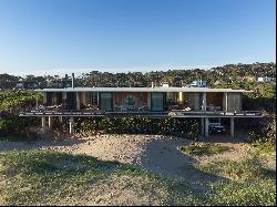 Modern Oceanfront 5 Bd House in Jose Ignacio