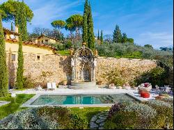 PRESTIGIOUS VILLA WITH POOL IN POGGIO IMPERIALE, FLORENCE