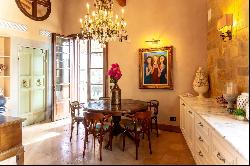 PRESTIGIOUS VILLA WITH POOL IN POGGIO IMPERIALE, FLORENCE