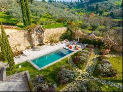 PRESTIGIOUS VILLA WITH POOL IN POGGIO IMPERIALE, FLORENCE