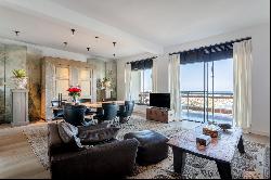 Exclusive flat in the heart of Alicante with stunning sea views