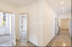 Exclusive apartment with balconies in Prati-delle Vittorie area