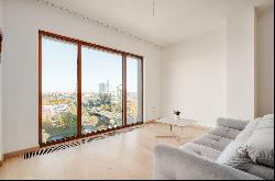 Four bedroom apartment with the Old town views