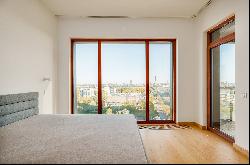 Four bedroom apartment with the Old town views