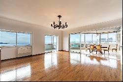 Flat, 4 bedrooms, for Rent