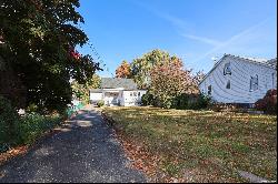 27 Titus Road, Glen Cove NY 11542