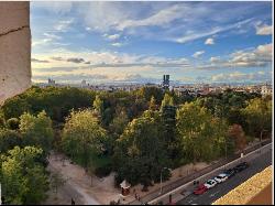 Impressive duplex penthouse flat to renovate with views over the, Madrid 28009