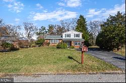 9 Doe Lane, Malvern PA 19355