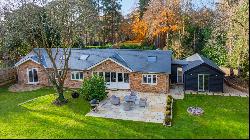 Star Hill, Churt, Farnham, Surrey, GU10 2HS