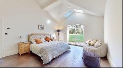 Star Hill, Churt, Farnham, Surrey, GU10 2HS