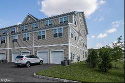 115 Kramer Ct, Florence NJ 08518