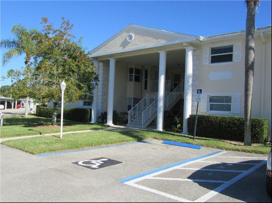 620 E Lake Jasmine Circle Unit 102, Vero Beach FL 32962