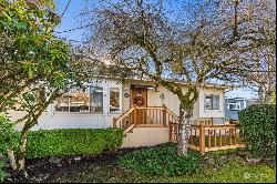 15410 SE 272nd Street #16, Kent WA 98042