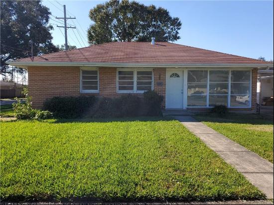 600 Melanie Avenue, Metairie LA 70003