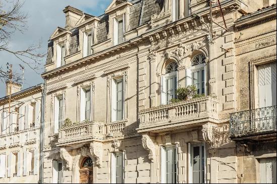 Prestigious private hotel in the heart of Libourne