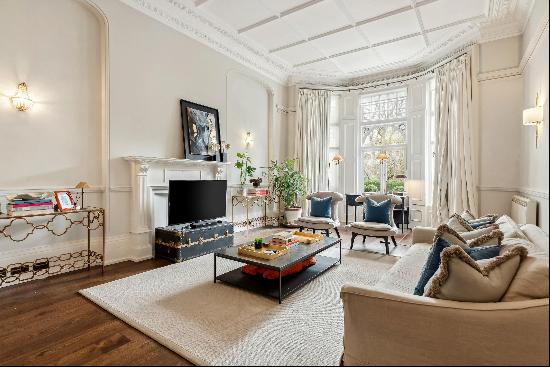 Beautifully refurbished 2 bedroom apartment to rent in Courtfield Gardens, SW5