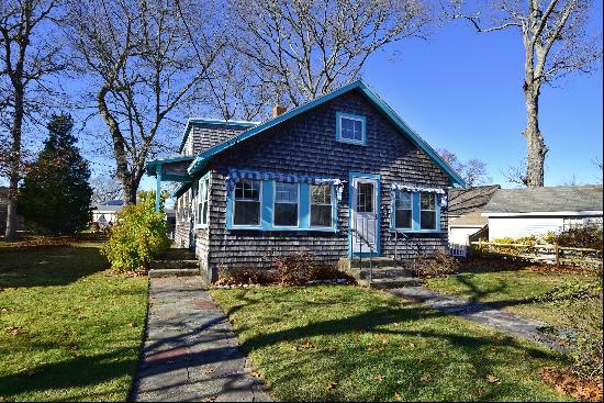 18 Reynolds Avenue, Wareham MA 02571