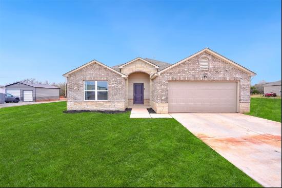 325 Starlight Drive, Shawnee OK 74804