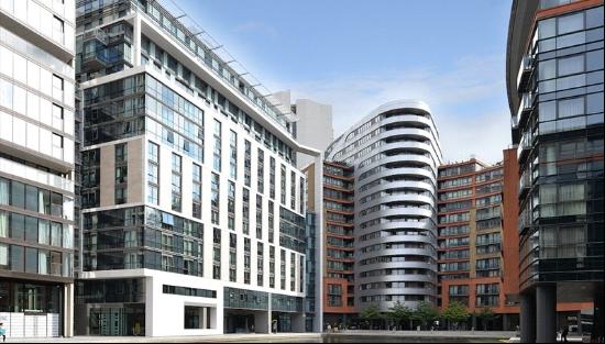 Merchant Square East, Paddington, London, Paddington W21AN