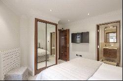 Kensington Gardens Square, Bayswater, London, Bayswater W24BB