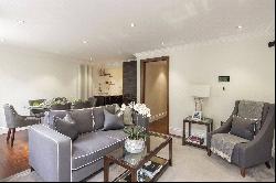 Kensington Gardens Square, Bayswater, London, Bayswater W24BB