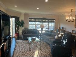 260 Central Avenue #307, Lawrence NY 11559