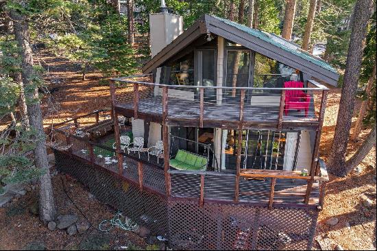 614 W Mountain Ridge Road, Lake Almanor CA 96137