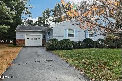 7 Norwich Drive, Toms River NJ 08757