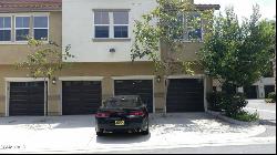 243 Riverdale Court #432, Camarillo CA 93012