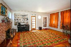 49 Trafalgar Square, Lynbrook NY 11563