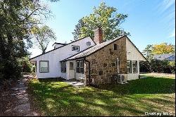 351 I U Willets Road, Roslyn Heights NY 11577