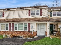 10 Coll Hollow Rd, Poughkeepsie NY 12601