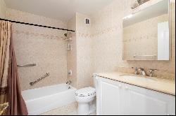 26 W Broadway #403, Long Beach NY 11561