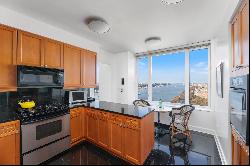 Spectacular Views, Tower Floor 3Bd/3Ba