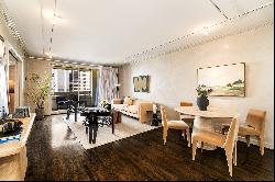 Impeccably Renovated Skyhome in Prime Midtown Location